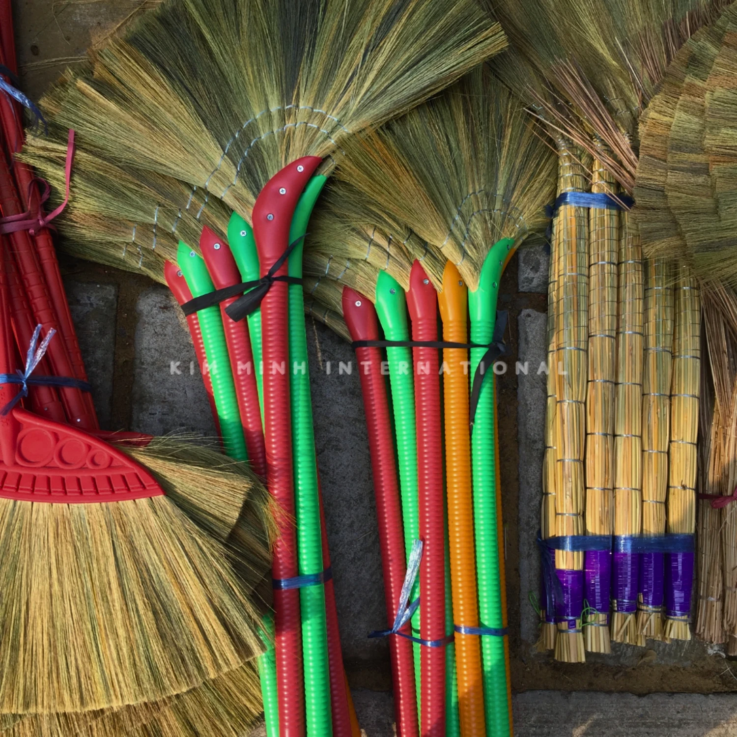 2 grass broom kim minh agrowaste 01
